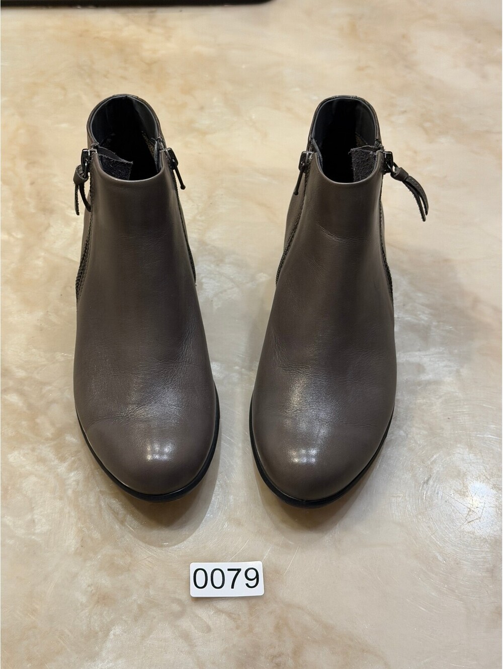 ECCO Touch 35 Warm Grey Leather Ankle Bootie Dual Zip Size 38 / US 7-7.5